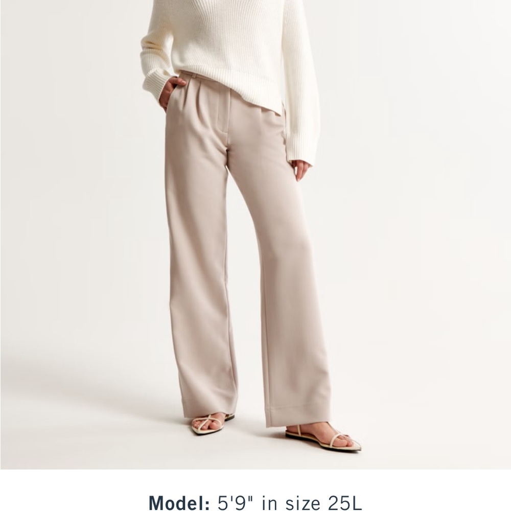 Abercrombie NWT Sloane Tailored Pant
